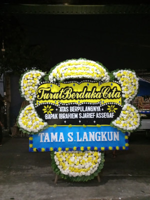 Papan Bunga Duka di Majasari